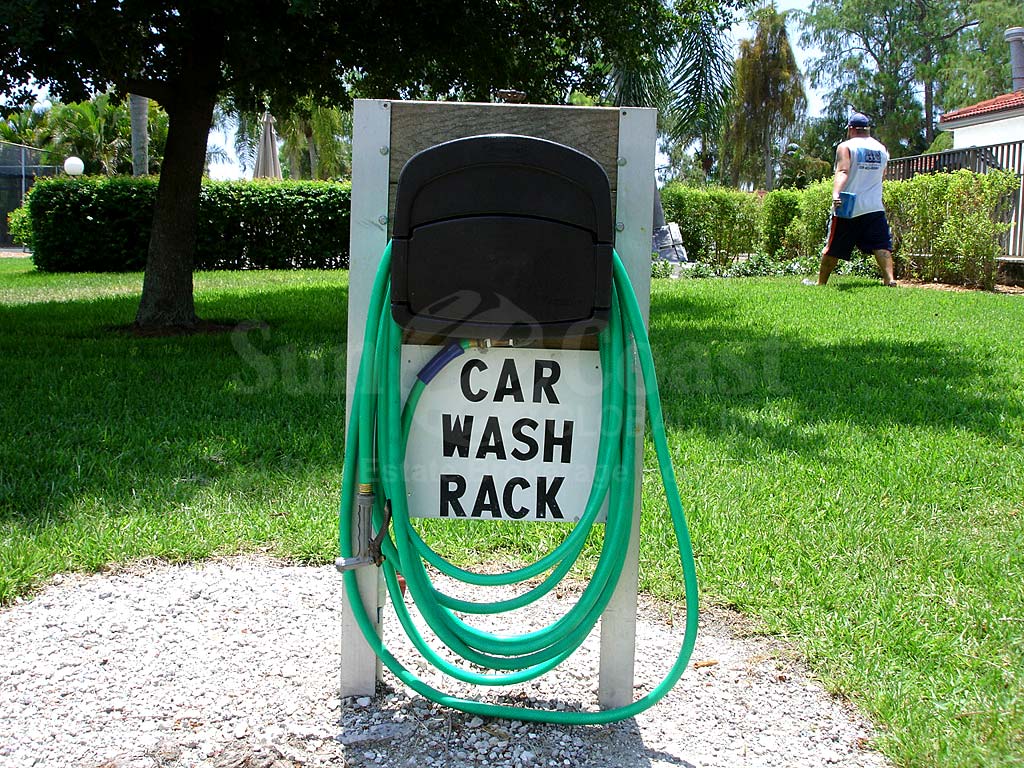 Forest Lakes Condo III Car Wash Rack